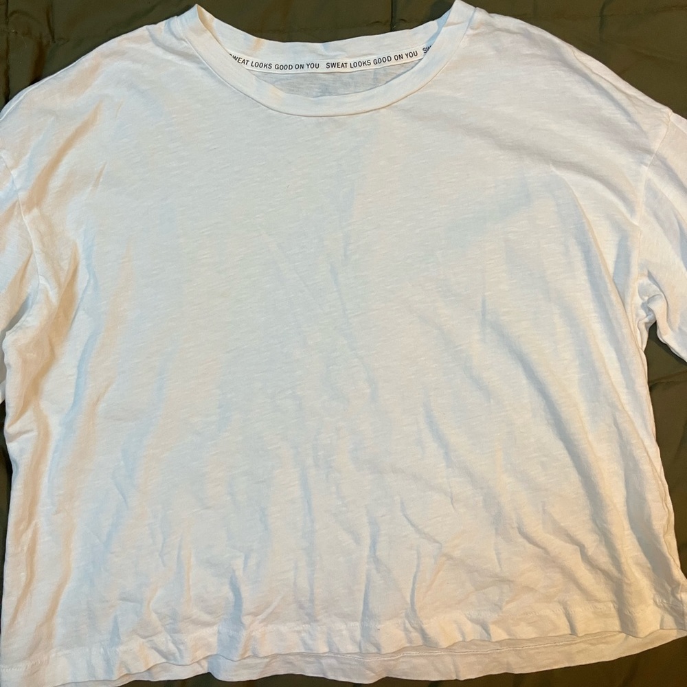 offline by aerie white tee